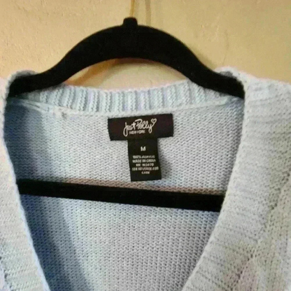 Just Polly button up cardigan white flowers and baby blue size m - Picture 2 of 3